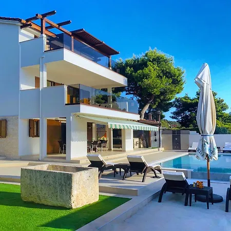 Tatil Evi Charmante Und Luxurioese La Casa Del Capitano